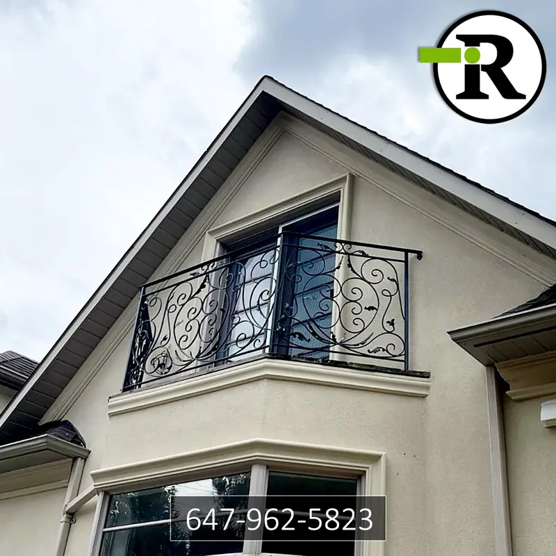 Custom balcony railing